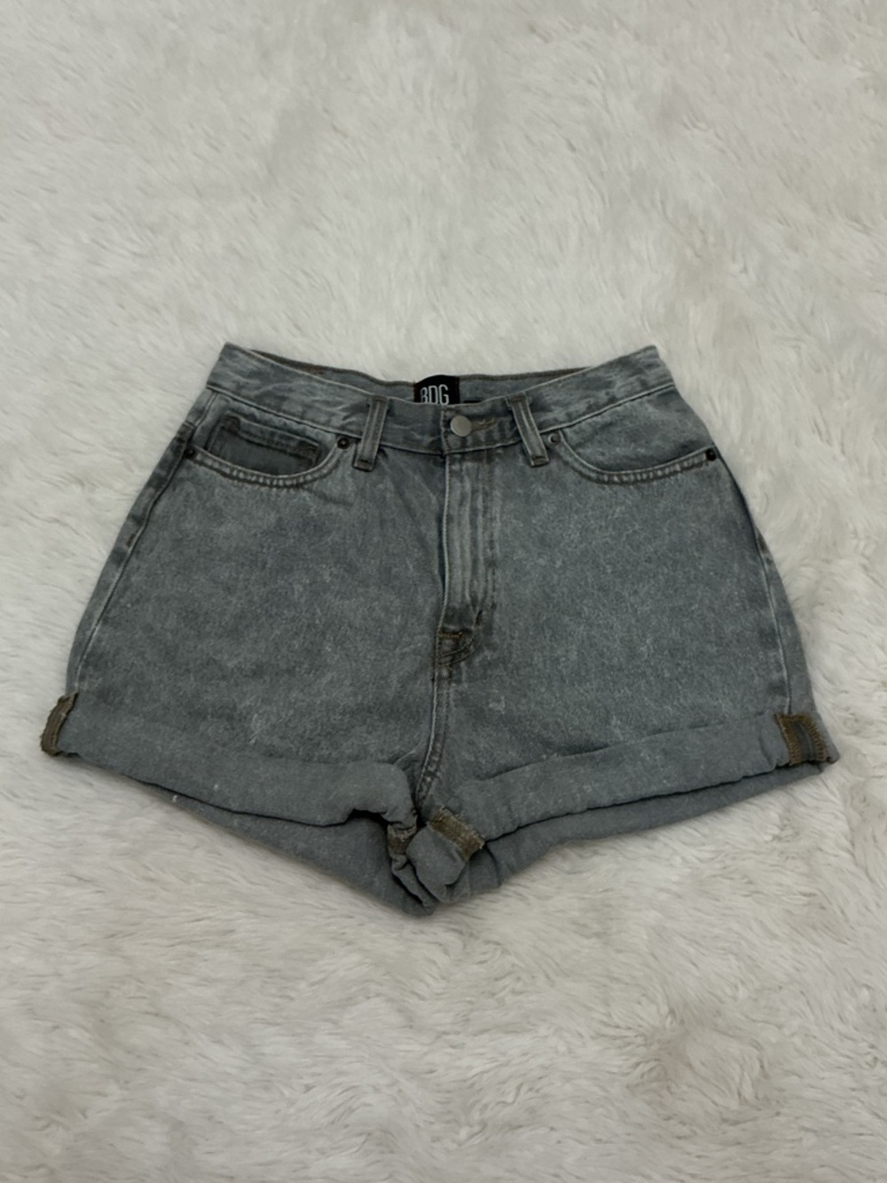 💜 BDG - Mom High-Rise Denim Shorts